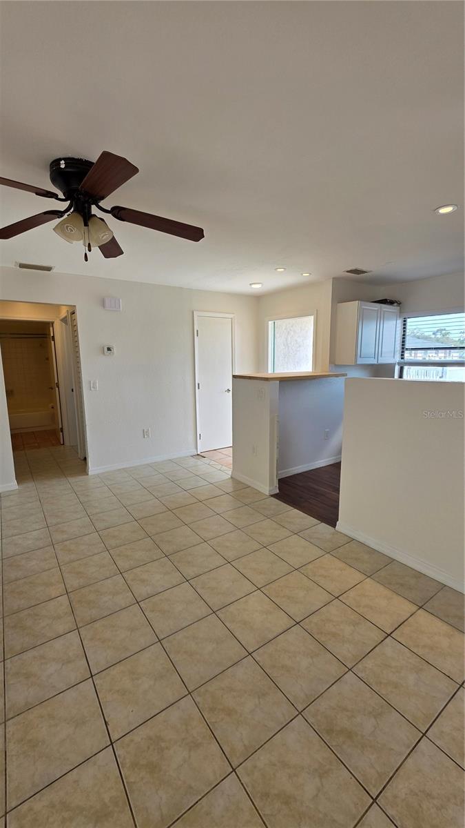 Image 16 of 26 For 24540 Harborview Road C1