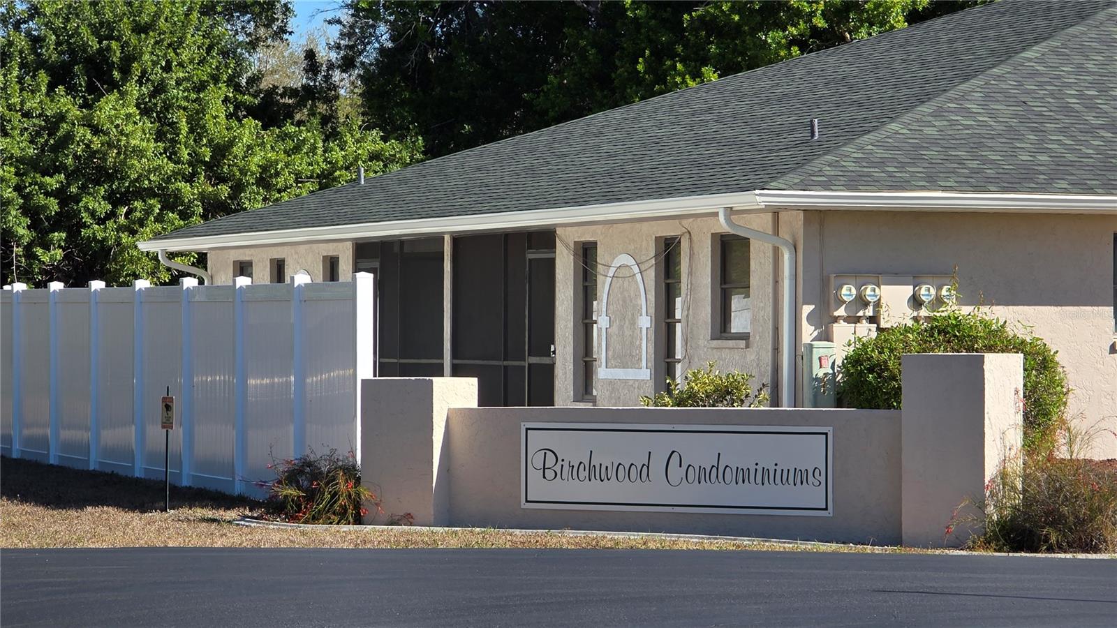 Image 2 of 26 For 24540 Harborview Road C1