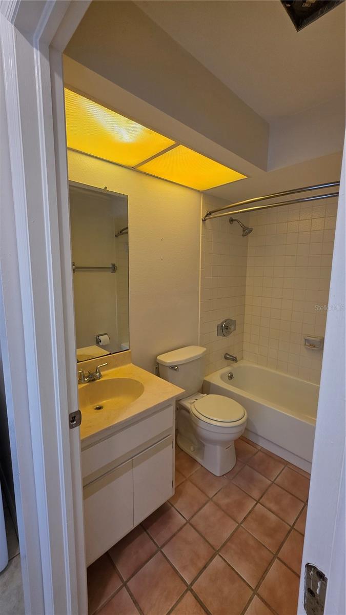 Image 25 of 26 For 24540 Harborview Road C1