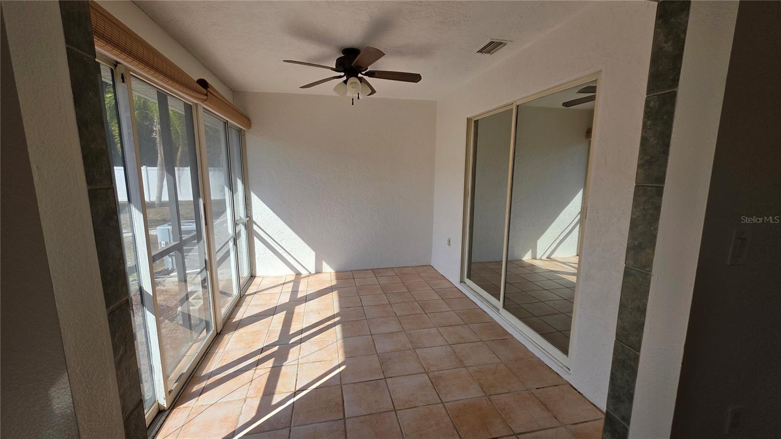 Image 8 of 26 For 24540 Harborview Road C1