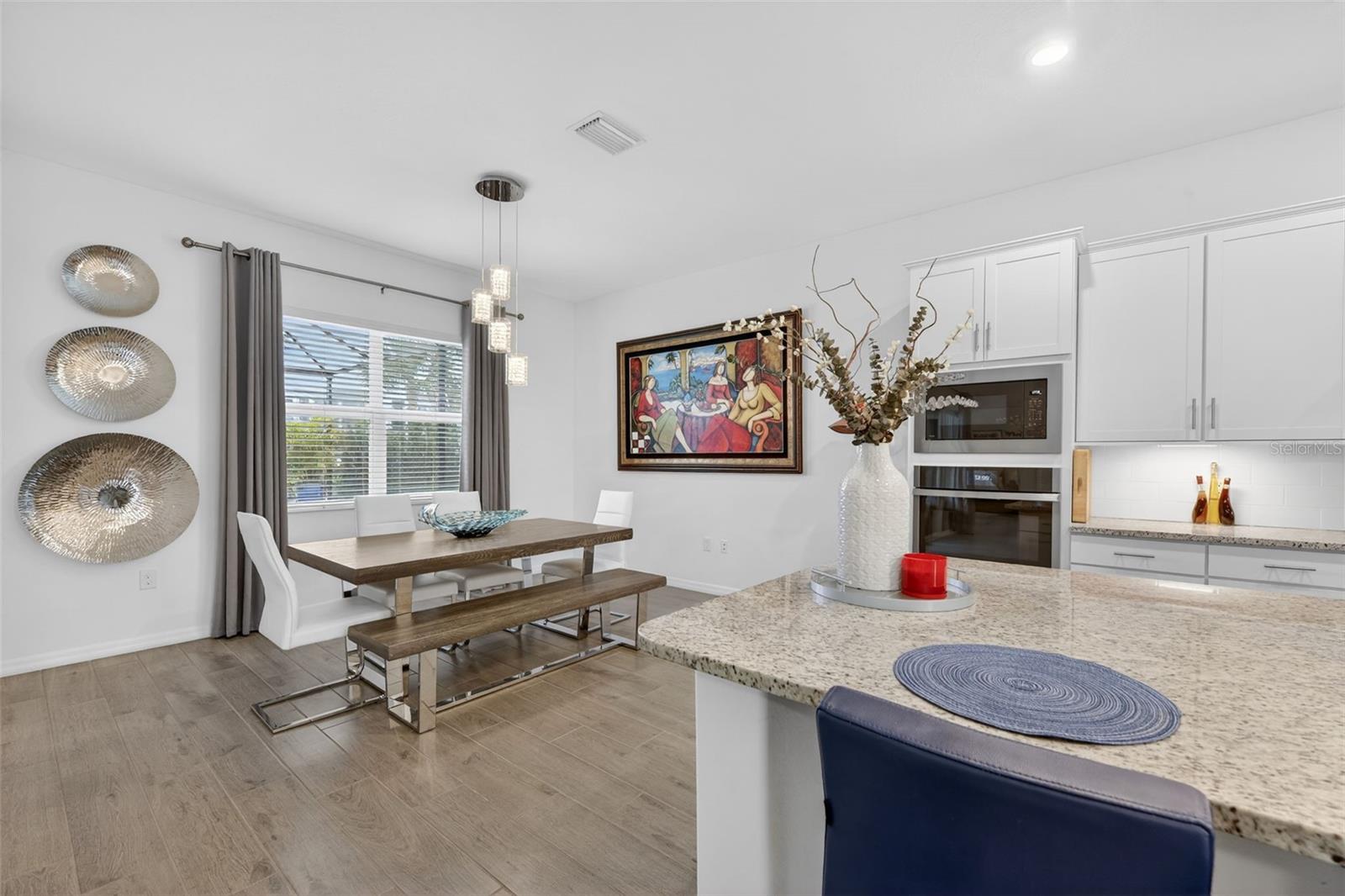 Image 14 of 96 For 25024 Longmeadow Drive