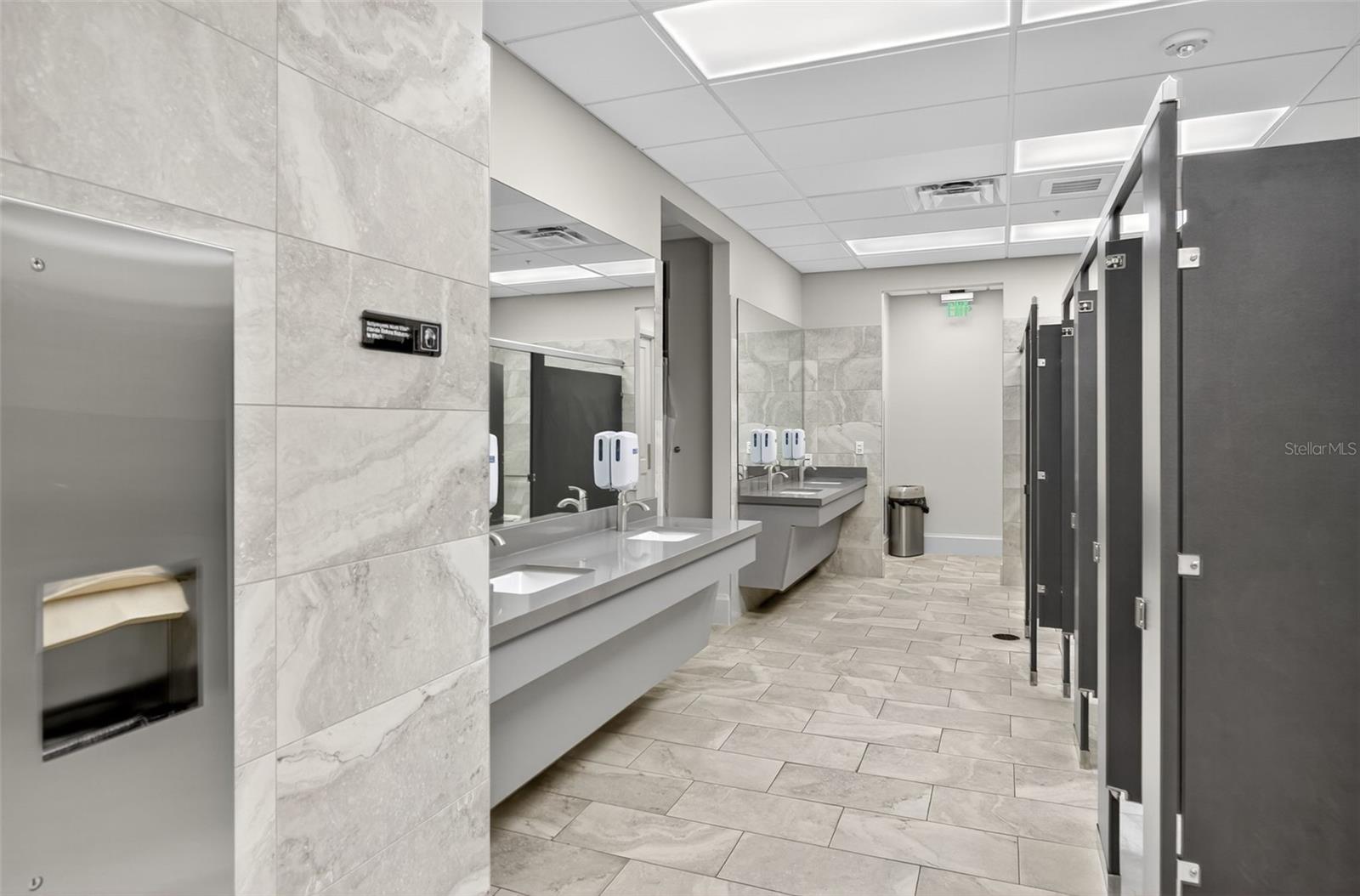 Image 84 of 96 For 25024 Longmeadow Drive