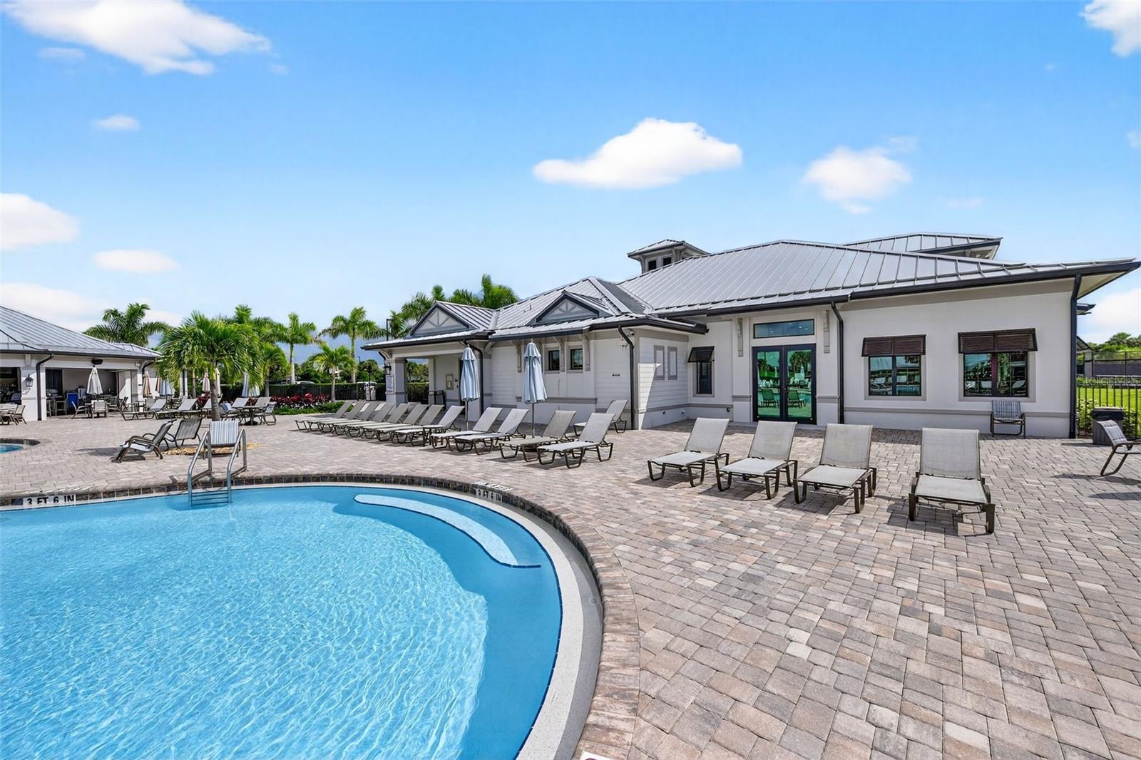 Image 86 of 96 For 25024 Longmeadow Drive