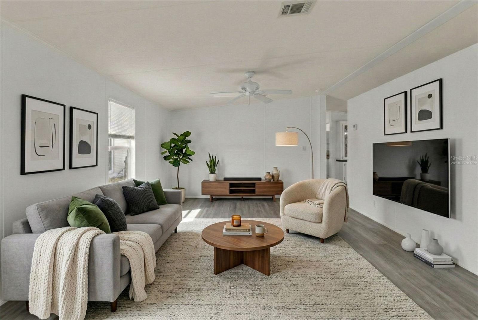 Image 19 of 58 For 1000 Kings Highway 18