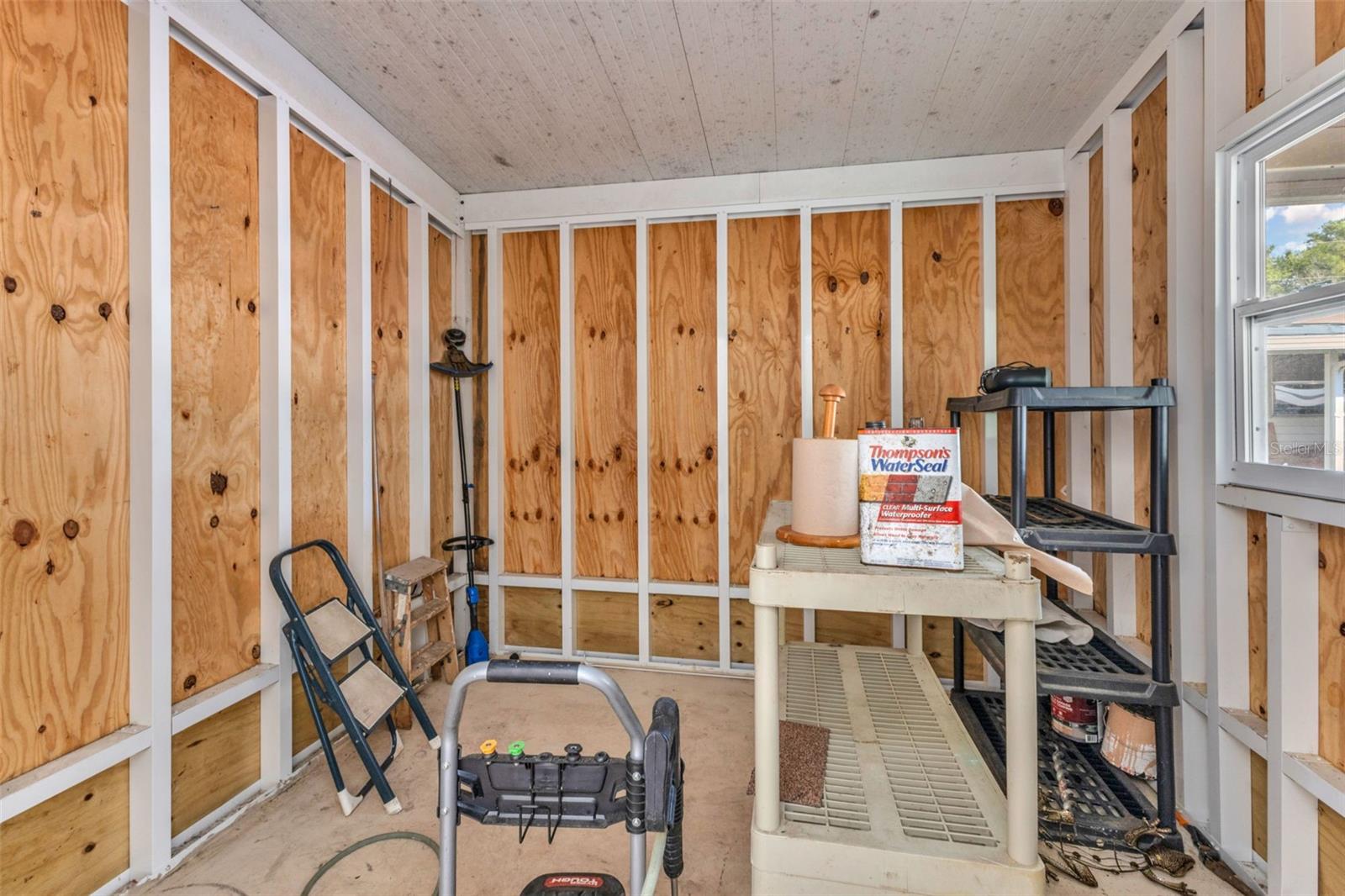 Image 38 of 58 For 1000 Kings Highway 18