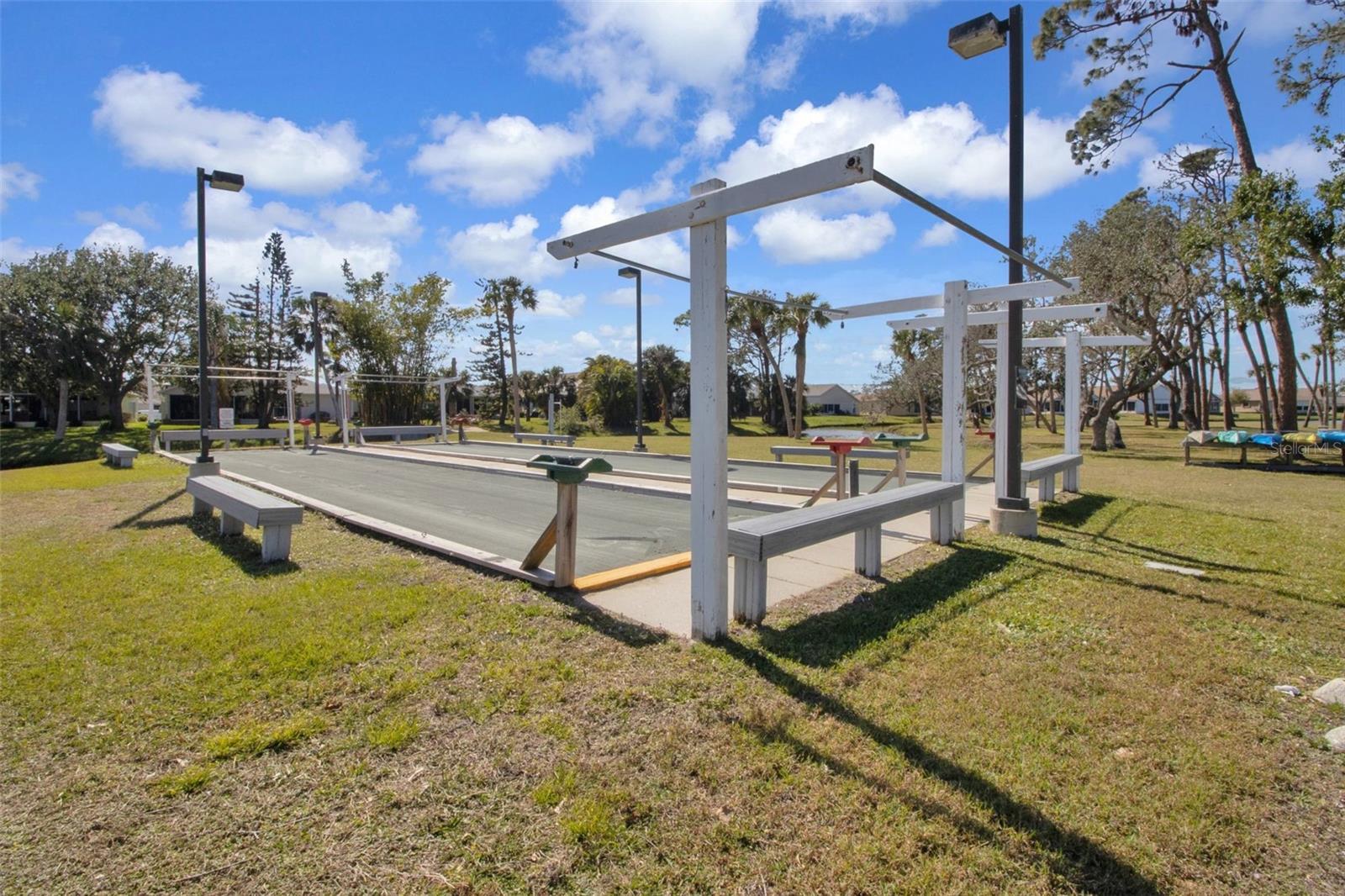 Image 43 of 58 For 1000 Kings Highway 18