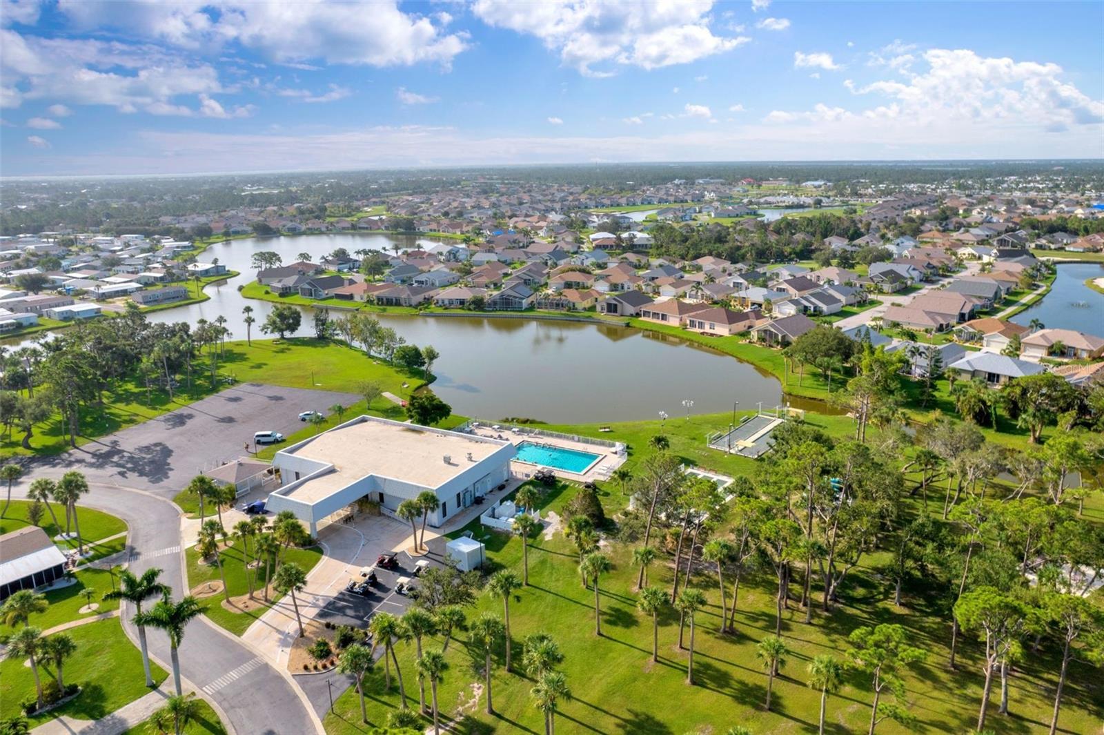 Image 50 of 58 For 1000 Kings Highway 18