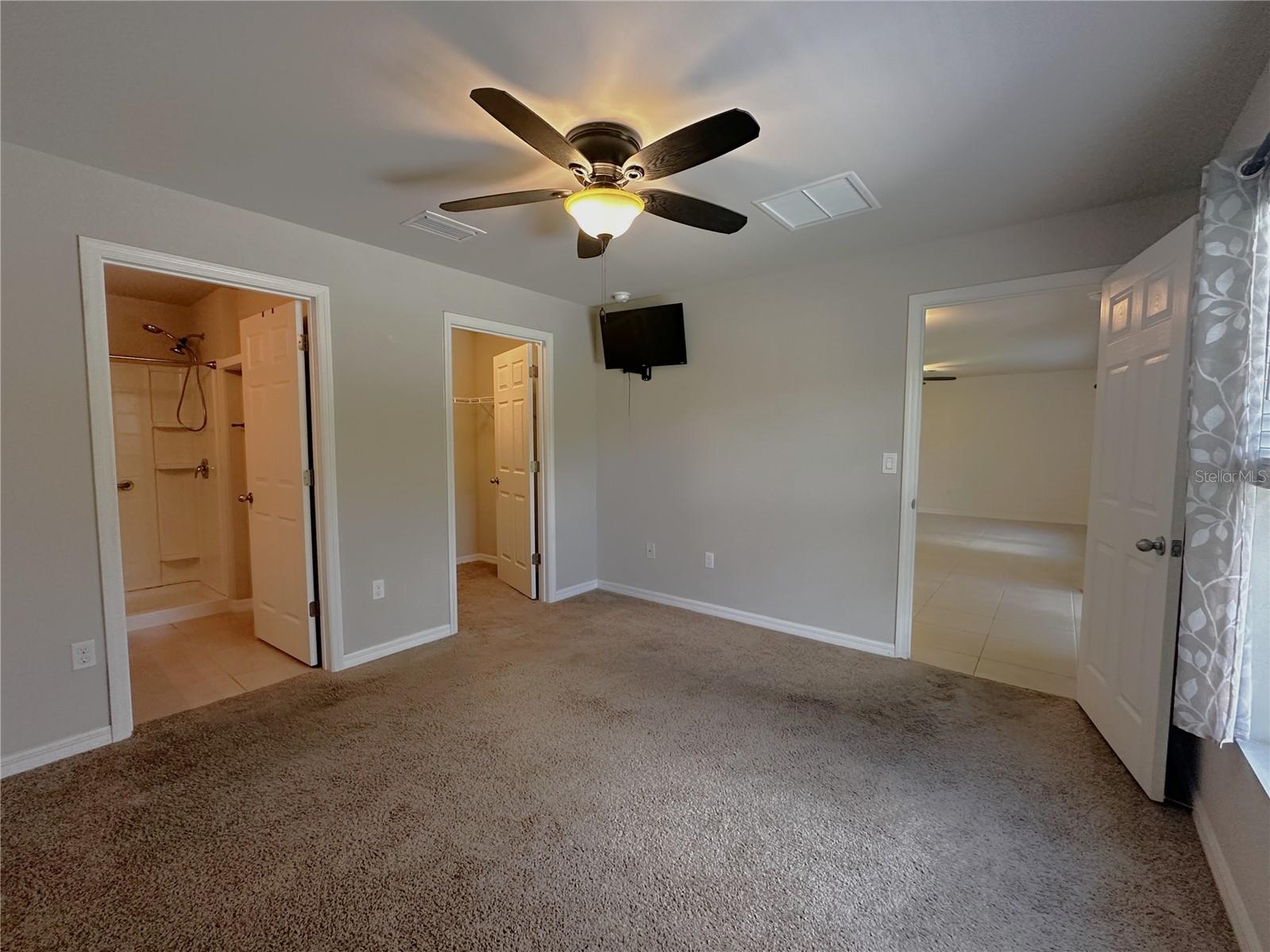 Image 11 of 40 For 24748 Rio Villa Lakes Circle