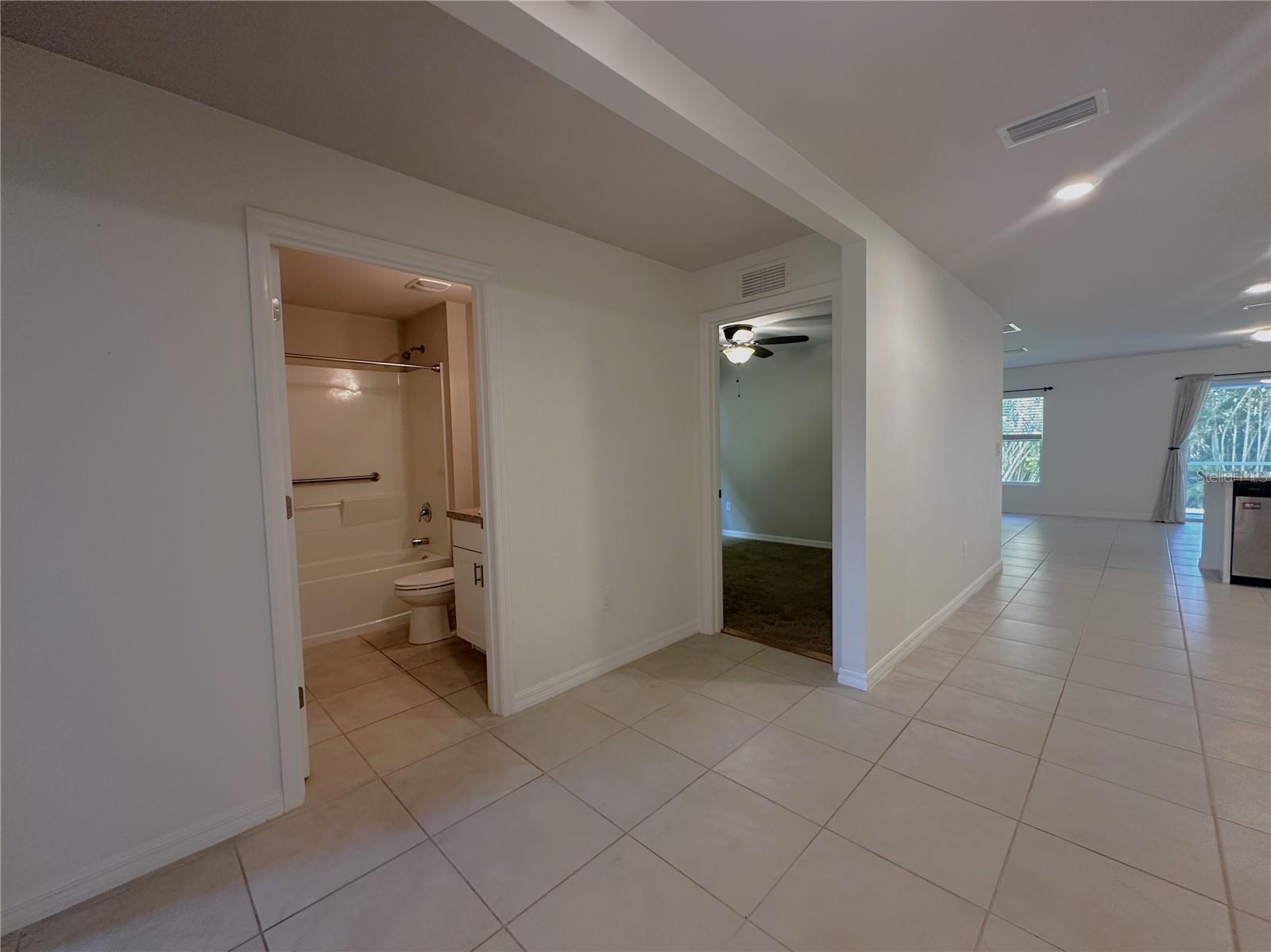 Image 16 of 40 For 24748 Rio Villa Lakes Circle