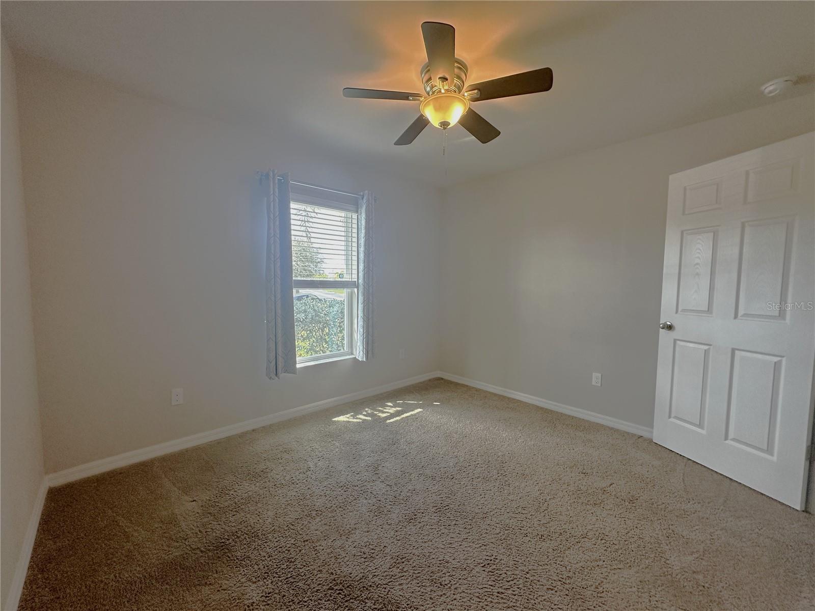 Image 17 of 40 For 24748 Rio Villa Lakes Circle