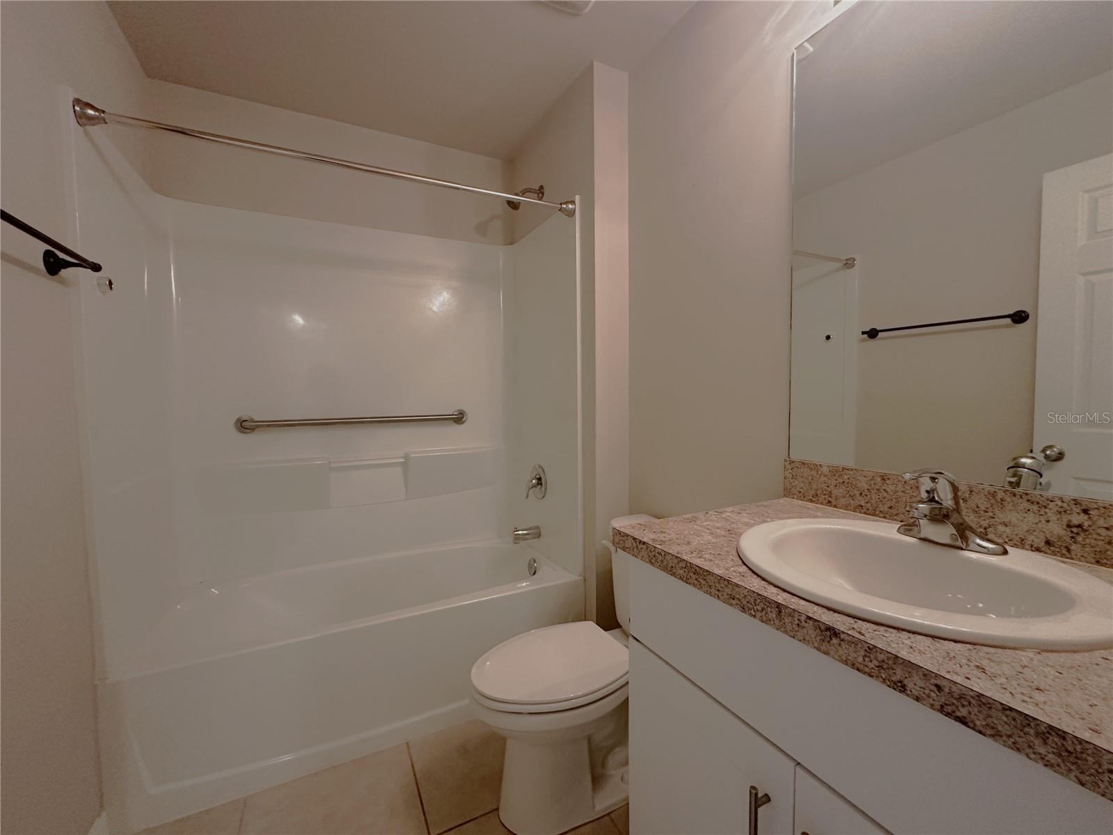 Image 20 of 40 For 24748 Rio Villa Lakes Circle