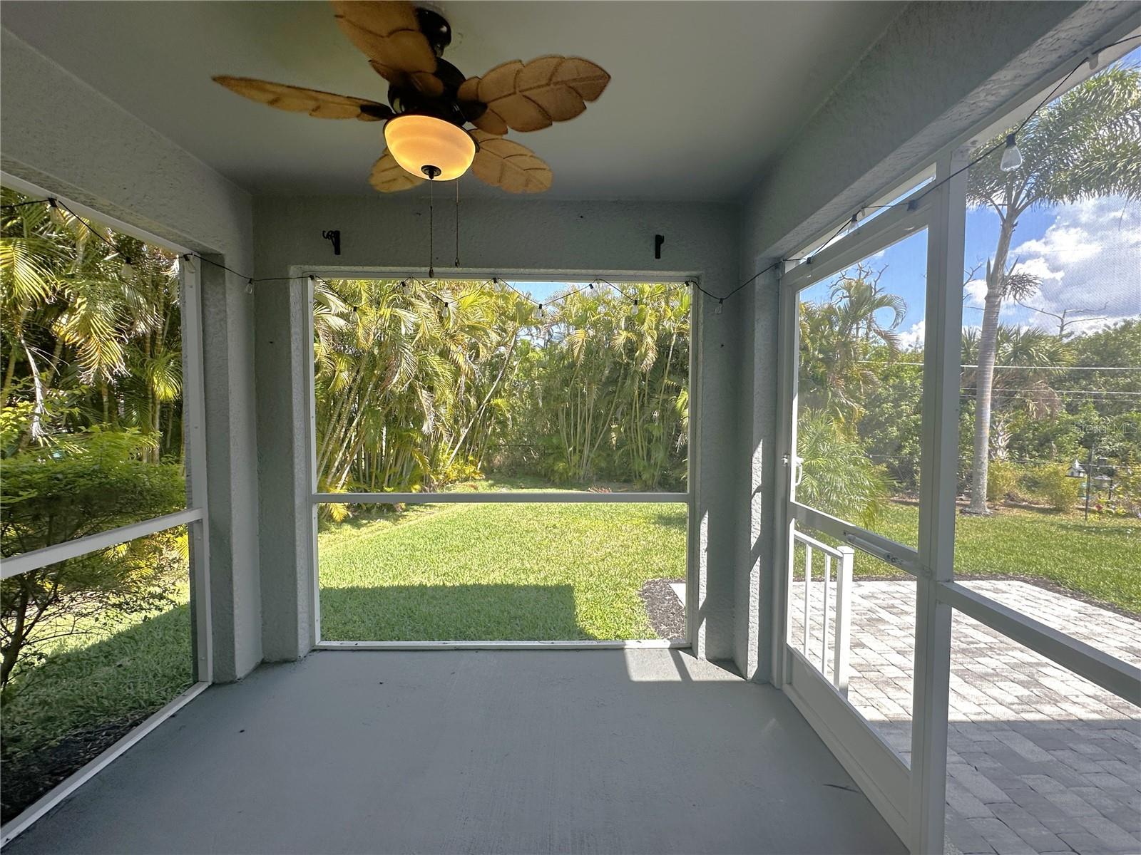 Image 27 of 40 For 24748 Rio Villa Lakes Circle