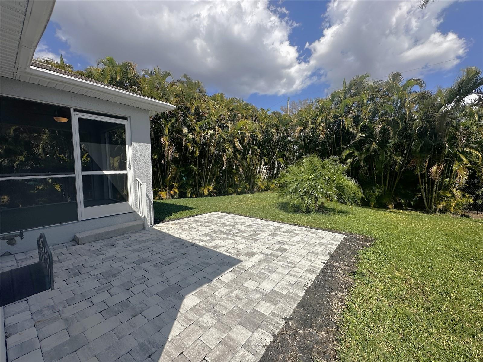 Image 29 of 40 For 24748 Rio Villa Lakes Circle