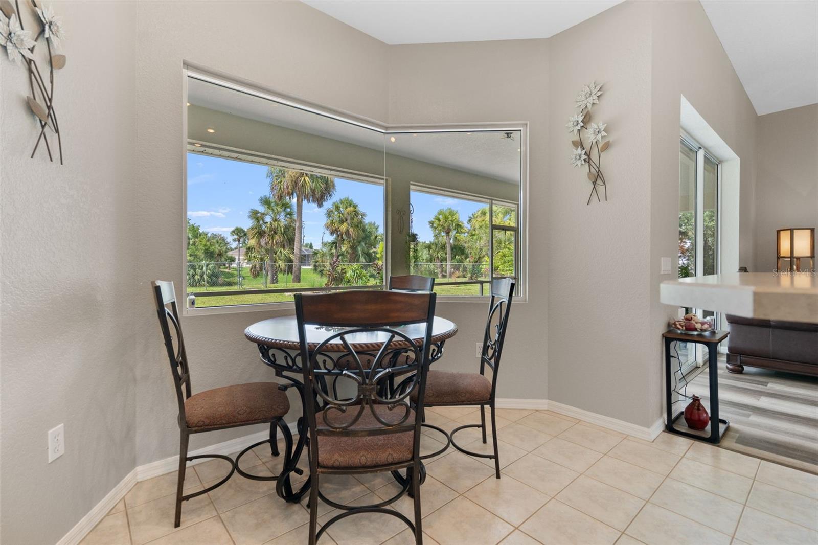 Image 17 of 40 For 1084 Hillsborough Boulevard