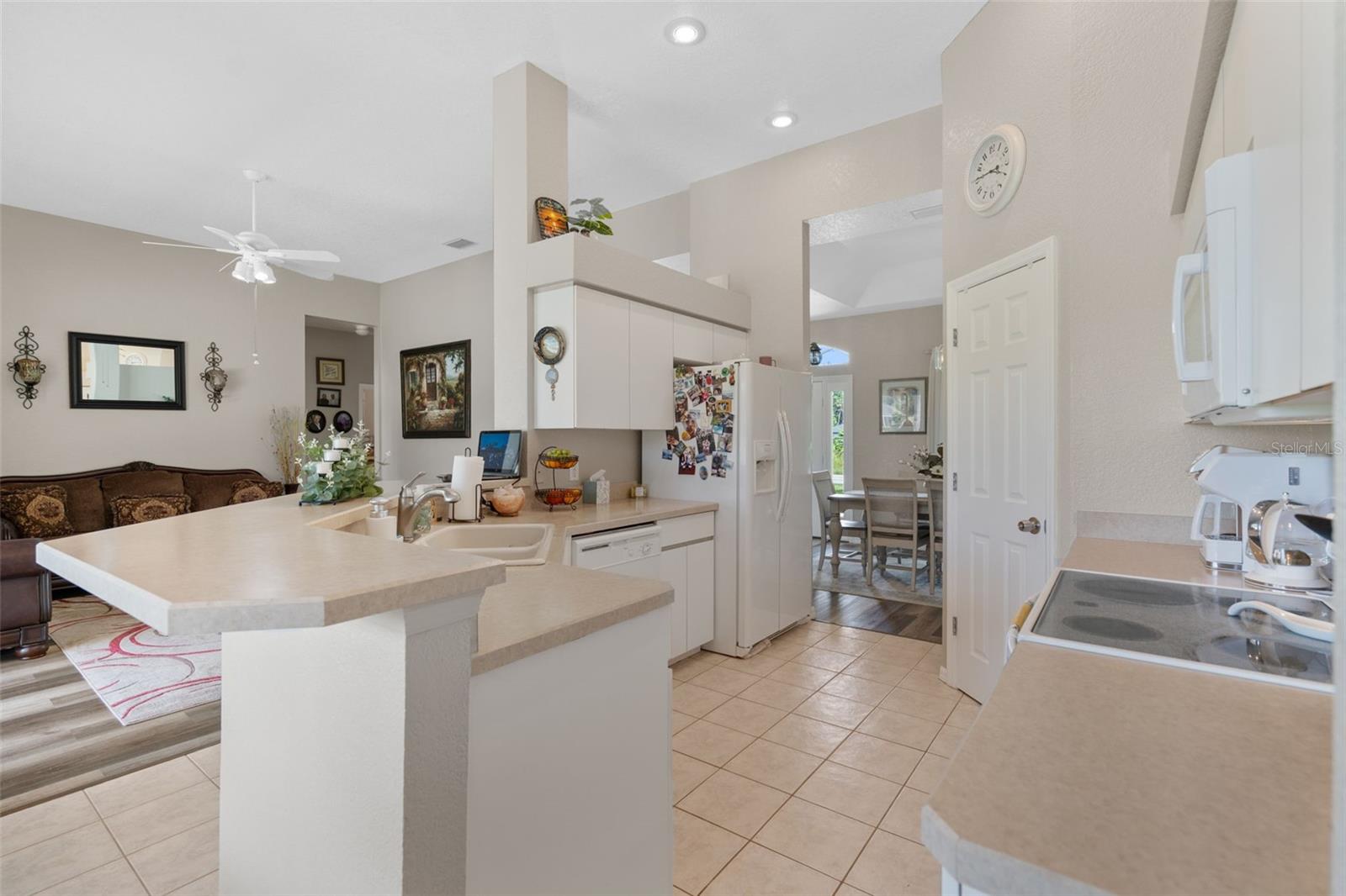 Image 18 of 40 For 1084 Hillsborough Boulevard