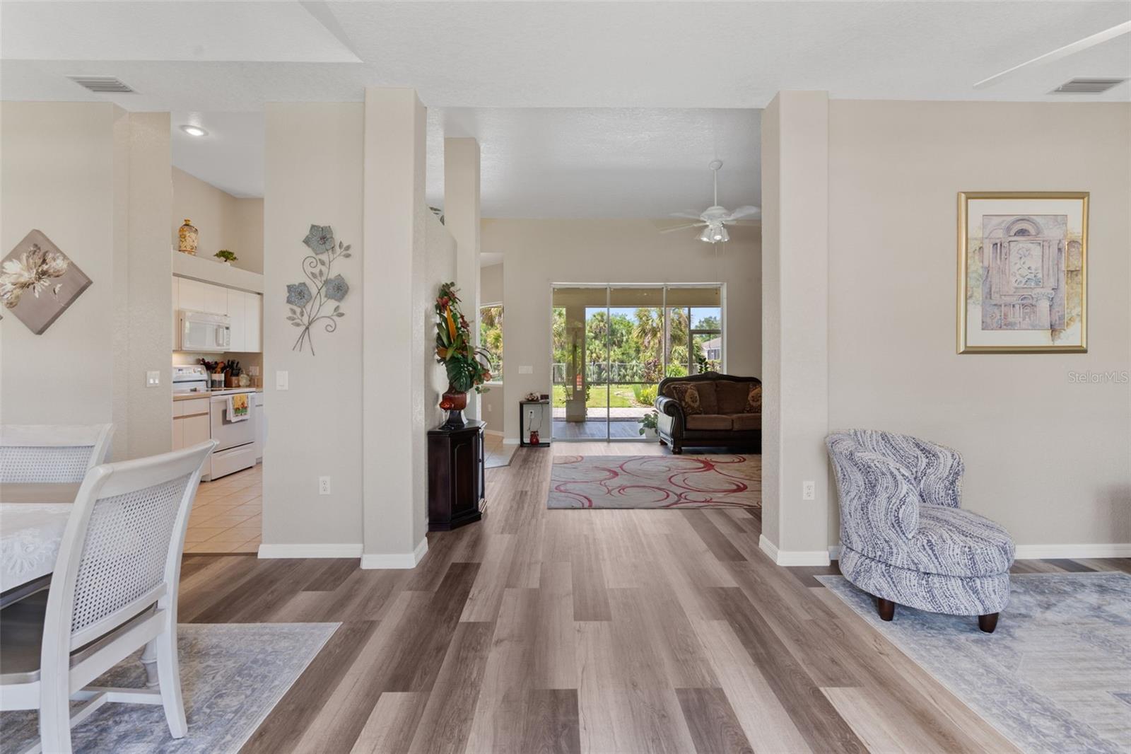 Image 6 of 40 For 1084 Hillsborough Boulevard