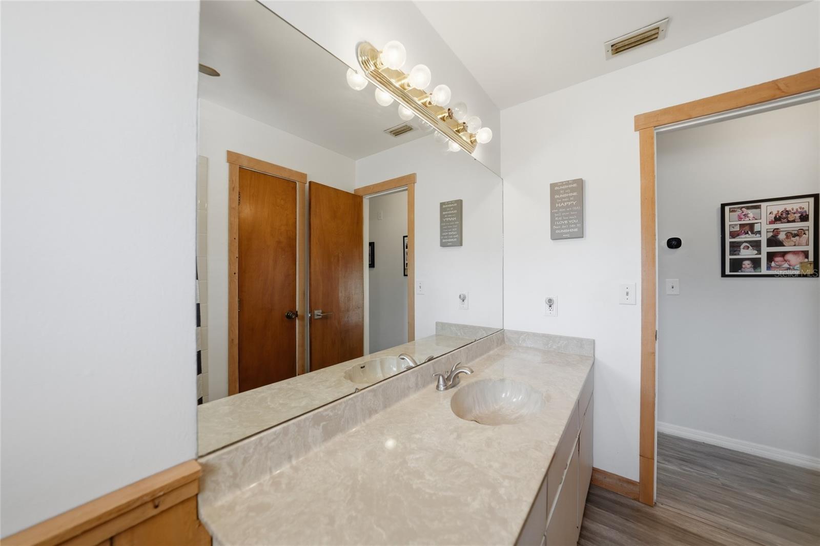 Image 30 of 51 For 2788 Creekwood Terrace