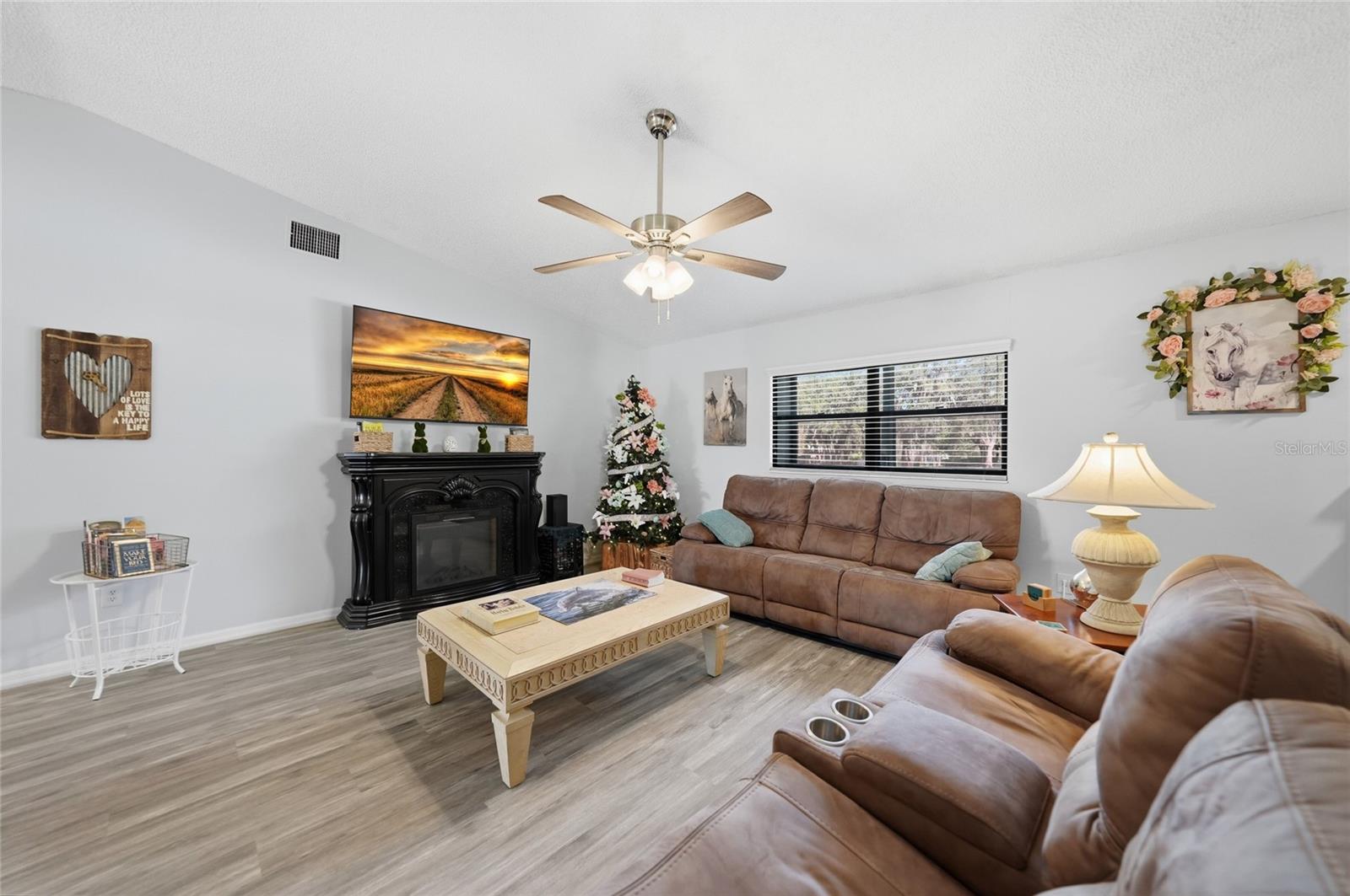 Image 6 of 51 For 2788 Creekwood Terrace