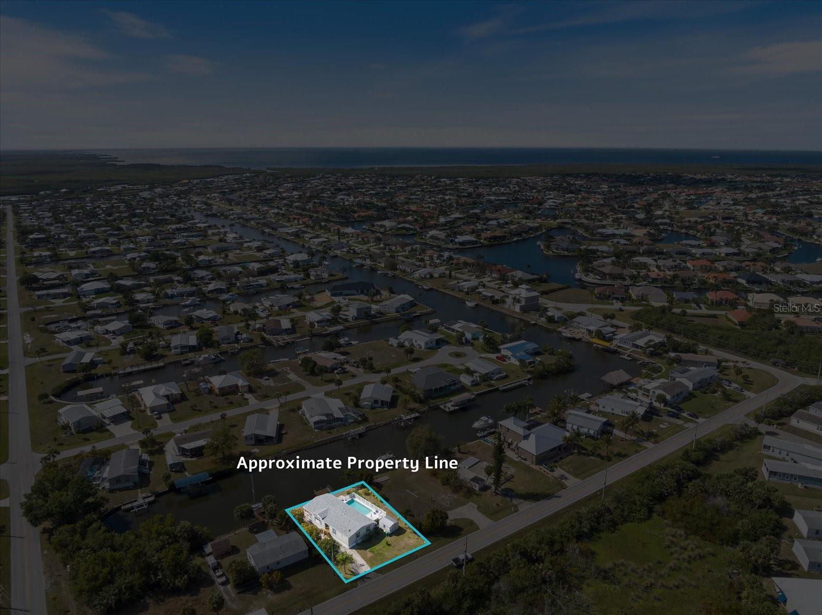 Image 28 of 30 For 721 Rio Villa Drive