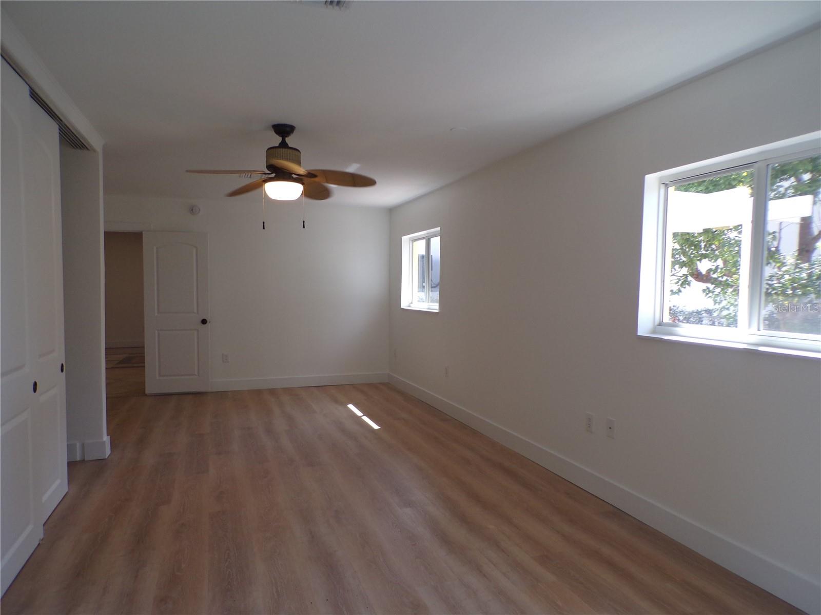 Listing photo id 18 for 179 Maria Court