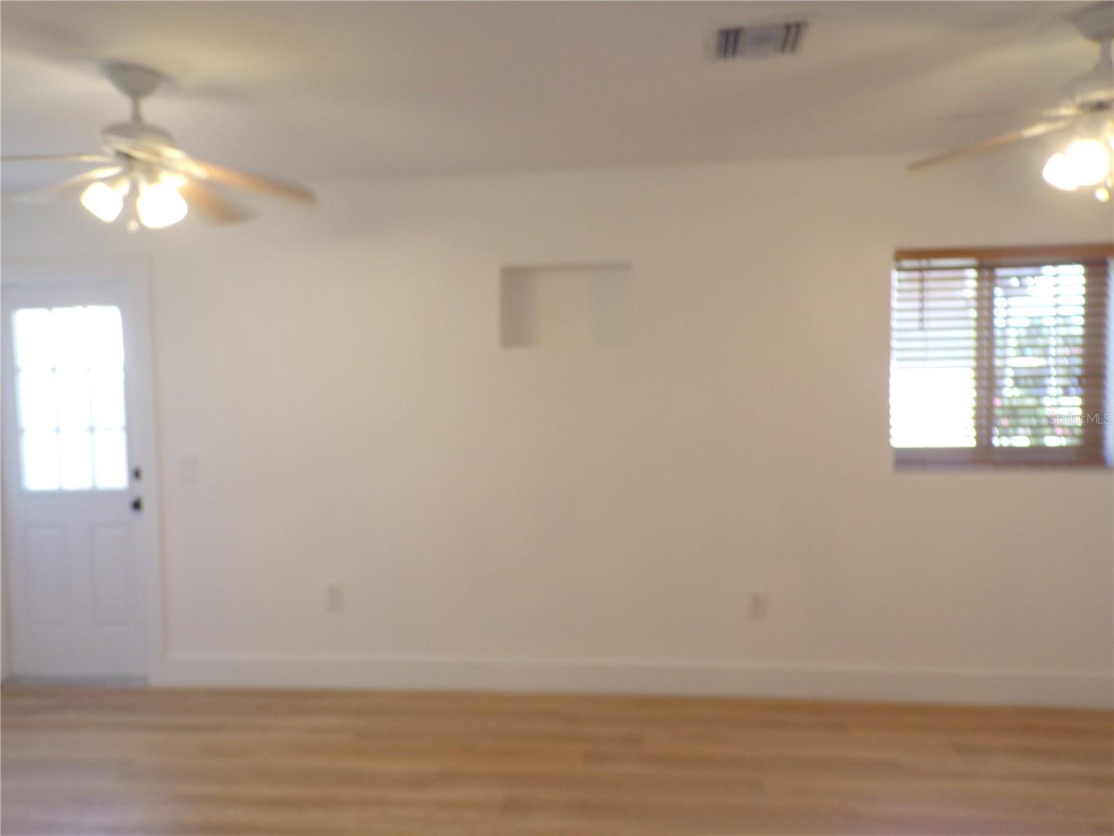 Listing photo id 36 for 179 Maria Court