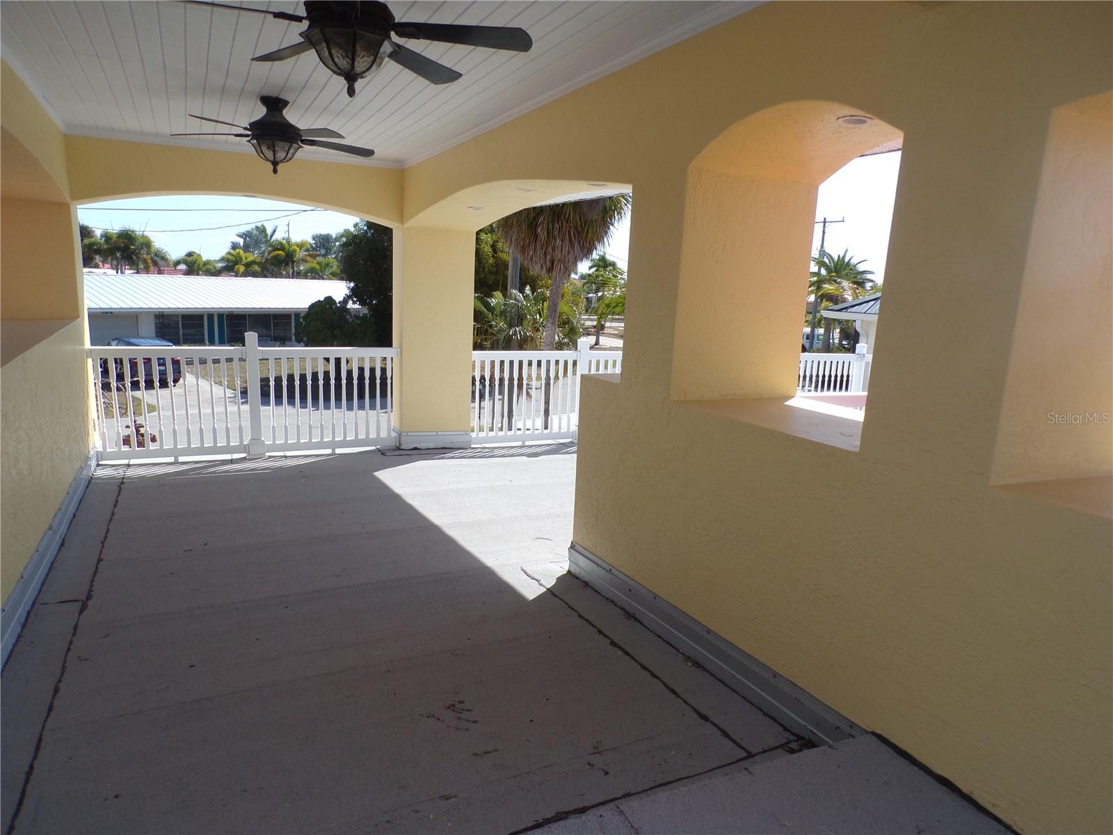 Listing photo id 41 for 179 Maria Court