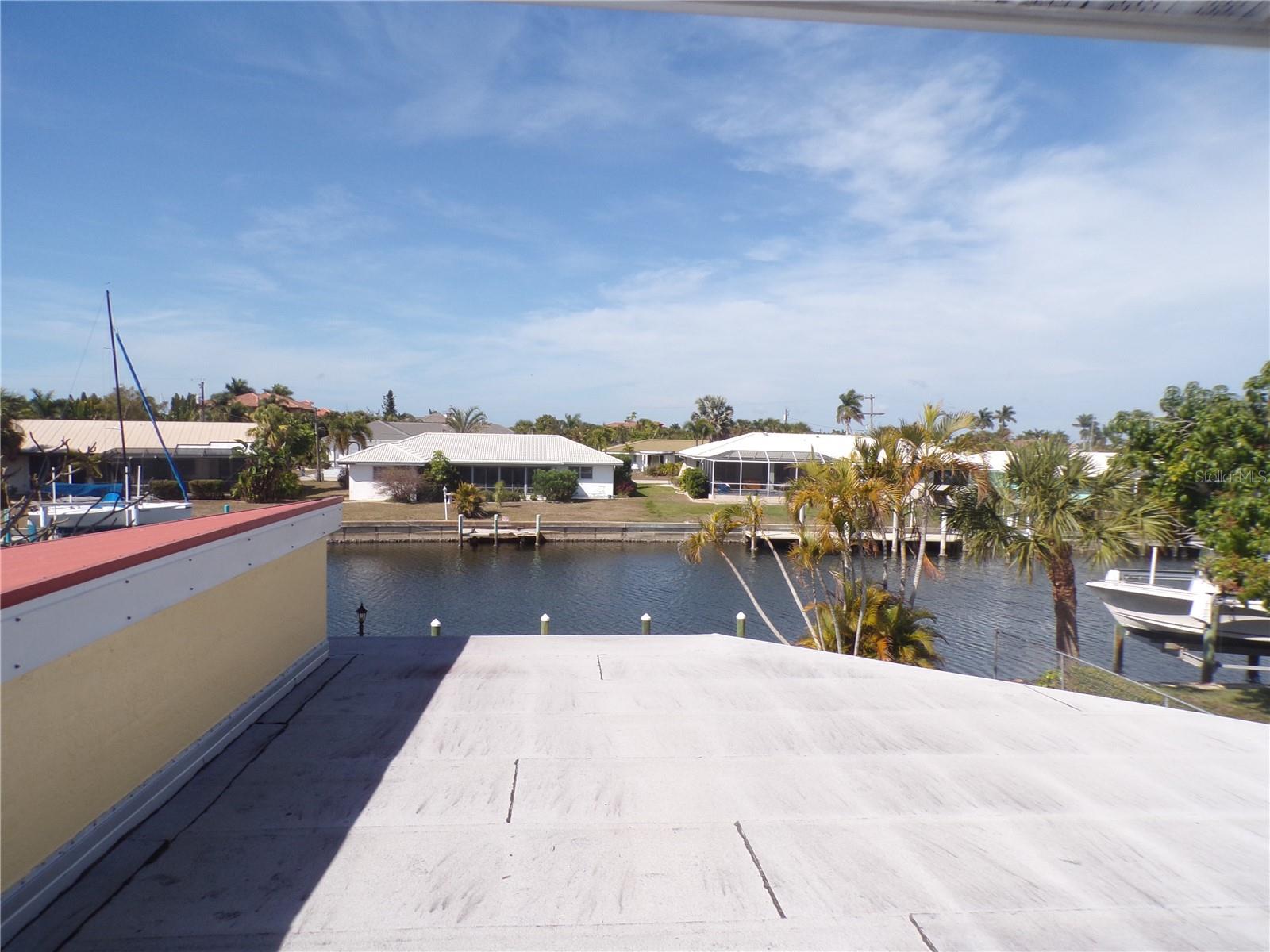 Listing photo id 43 for 179 Maria Court