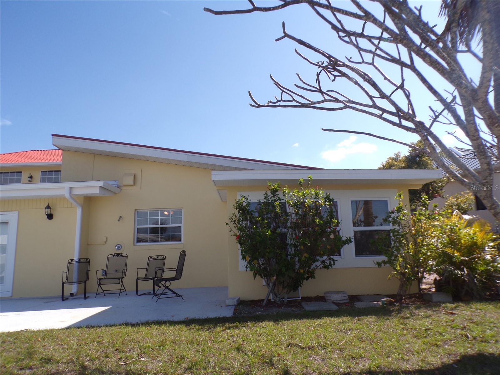 Listing photo id 44 for 179 Maria Court