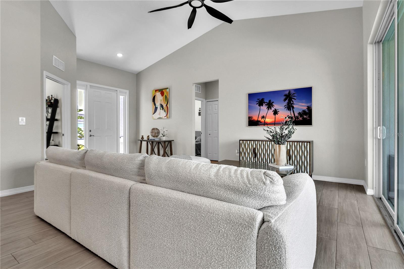 Image 12 of 78 For 13252 Pace Circle