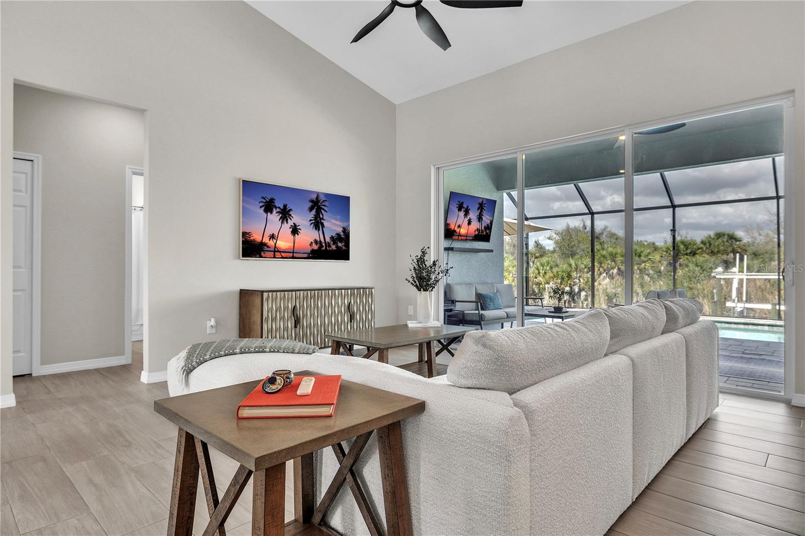 Image 13 of 78 For 13252 Pace Circle