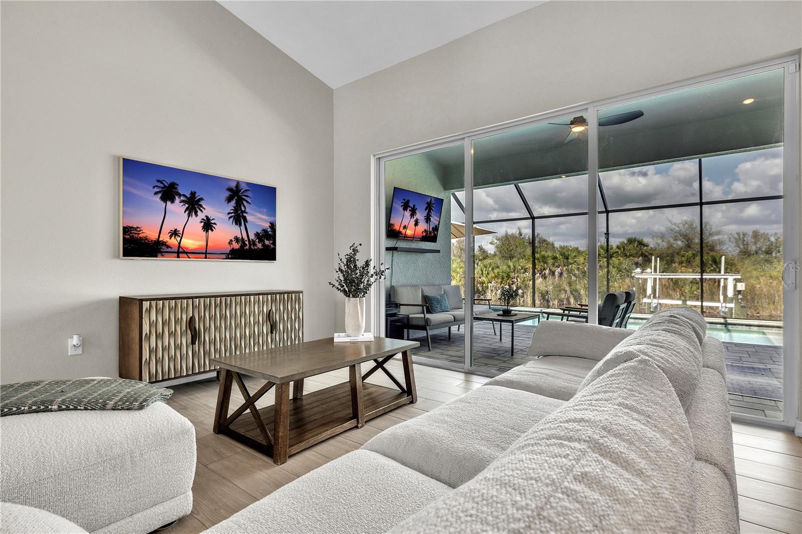 Image 14 of 78 For 13252 Pace Circle