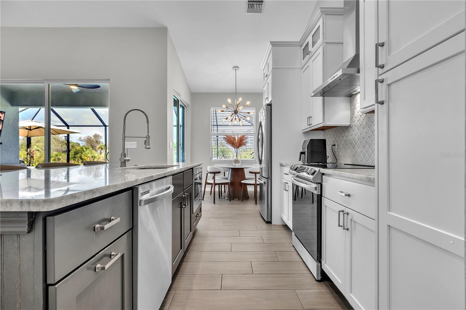 Image 17 of 78 For 13252 Pace Circle