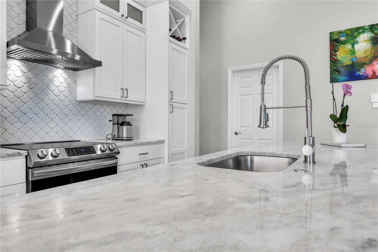 Image 20 of 78 For 13252 Pace Circle