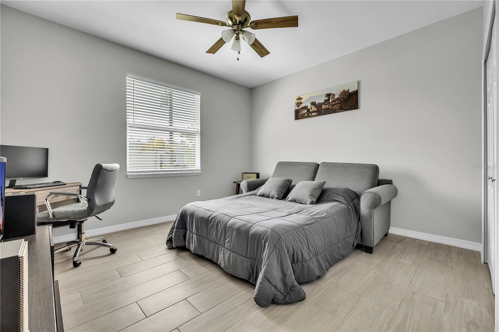 Image 34 of 78 For 13252 Pace Circle