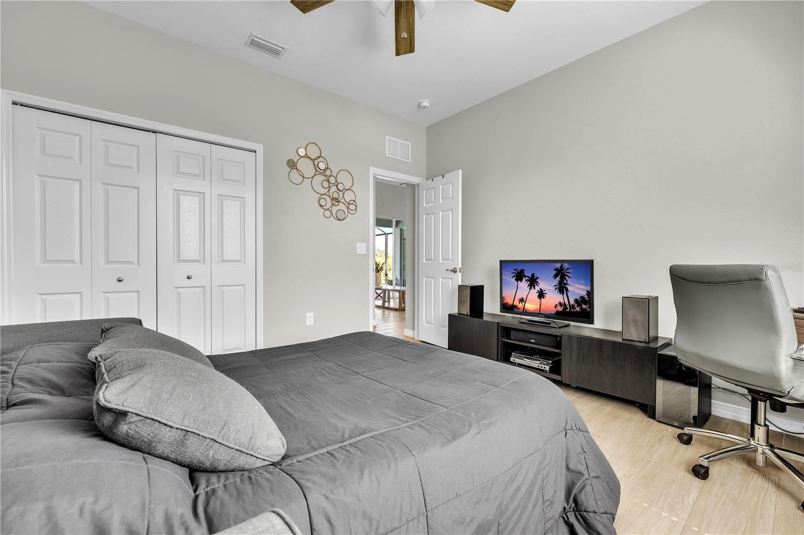 Image 36 of 78 For 13252 Pace Circle