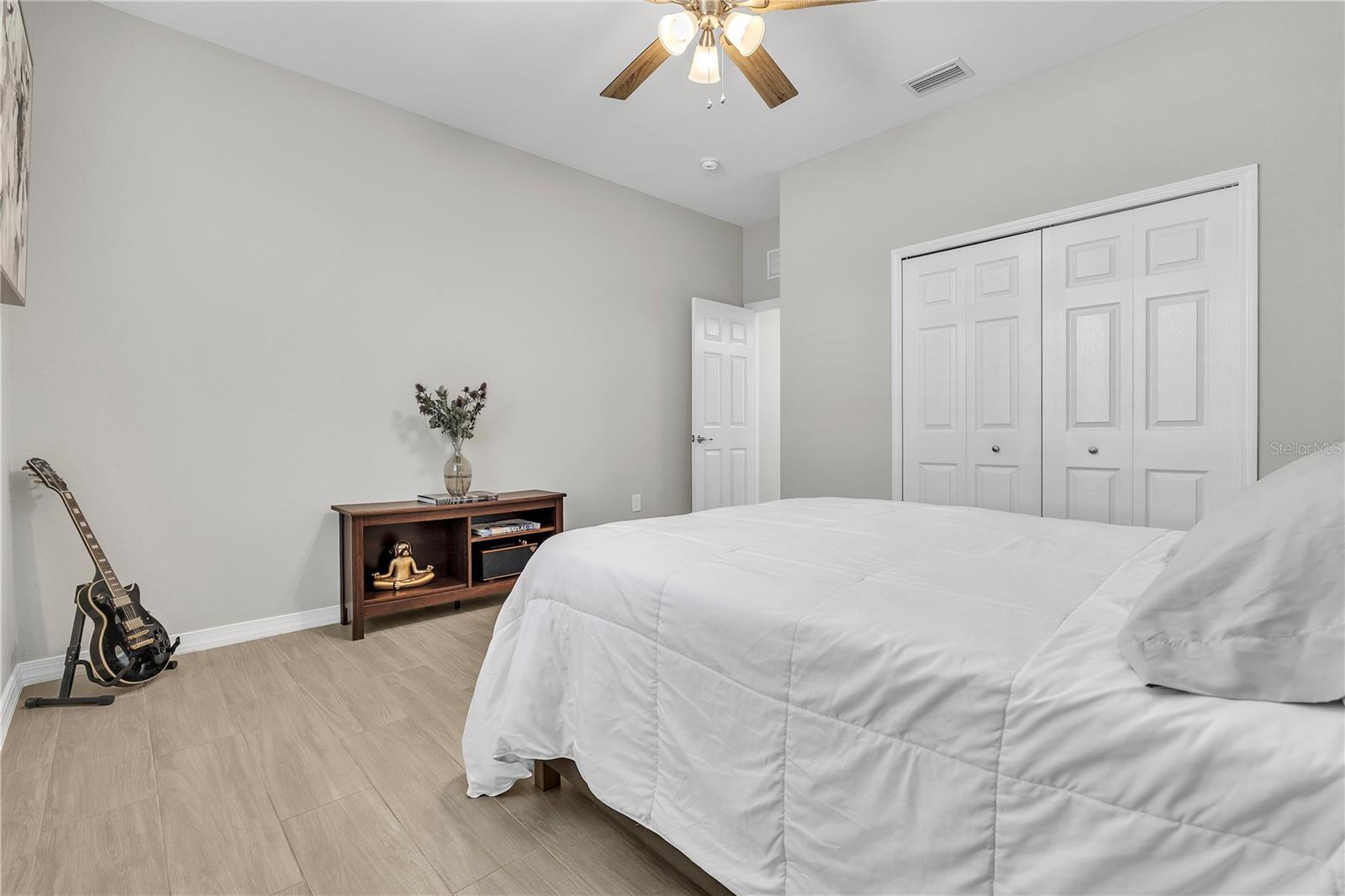 Image 40 of 78 For 13252 Pace Circle