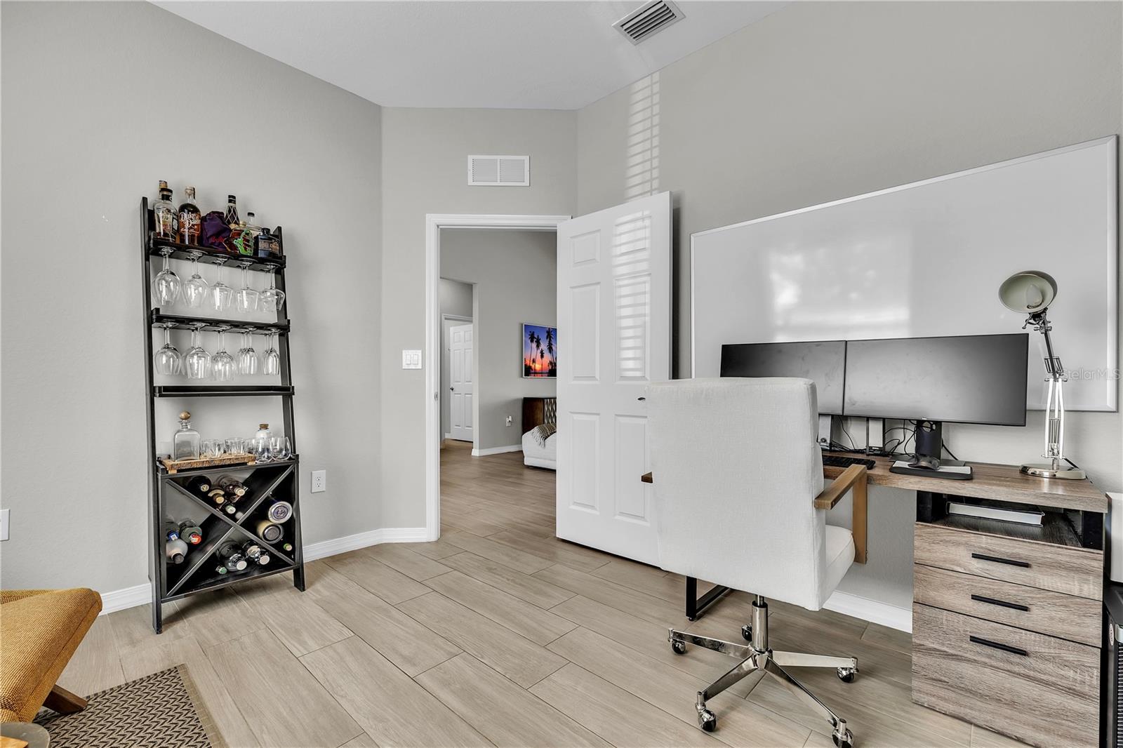 Image 44 of 78 For 13252 Pace Circle