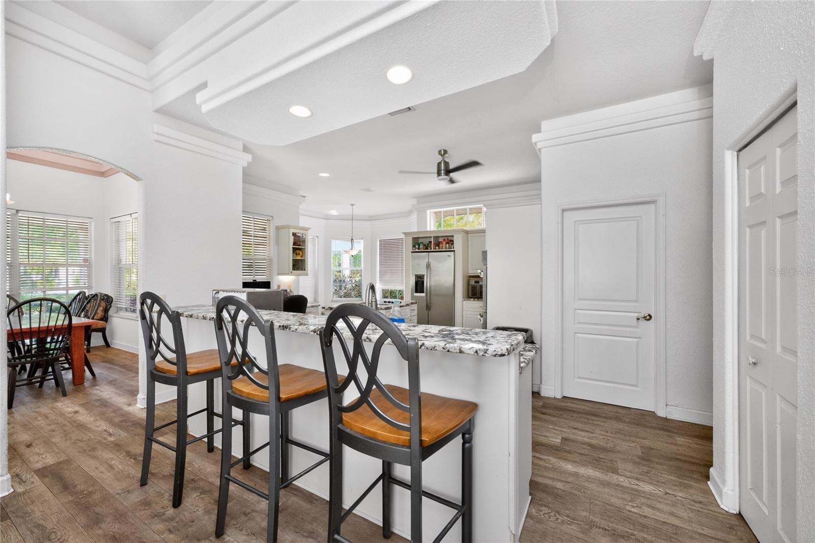 Image 9 of 51 For 1049 Harbour Glen Place