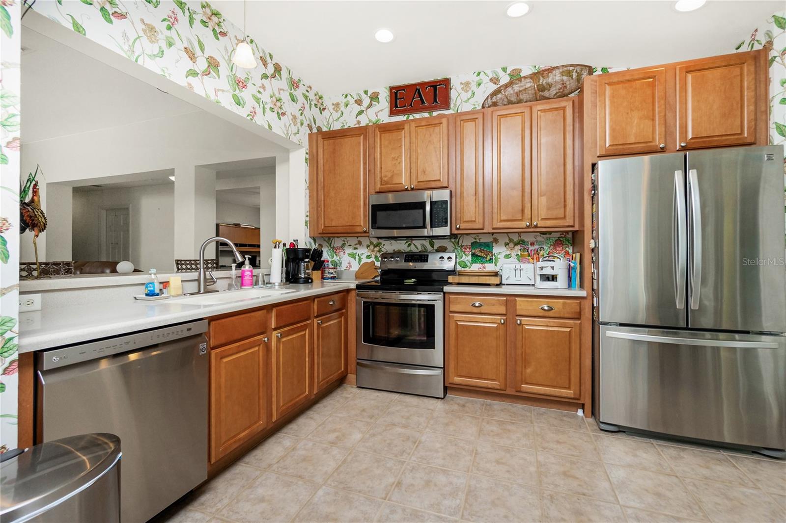 Image 12 of 45 For 13136 Pembroke Circle N