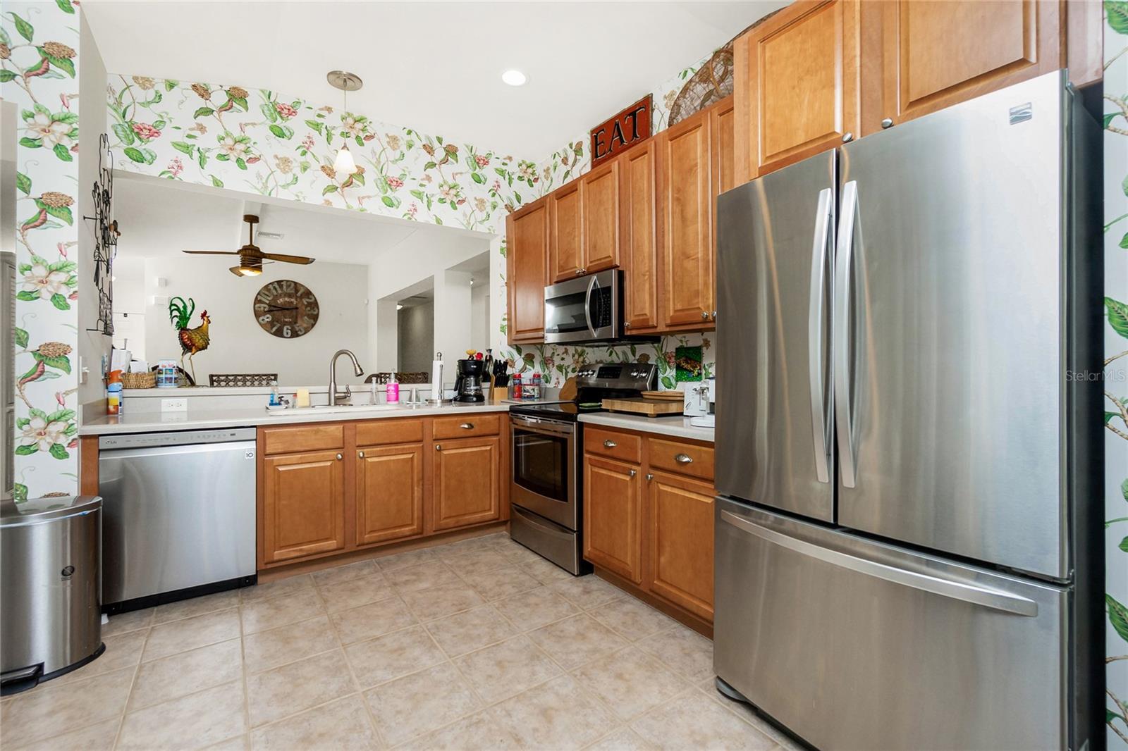 Image 13 of 45 For 13136 Pembroke Circle N