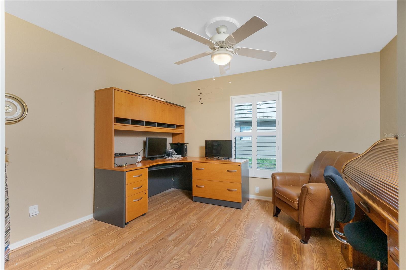 Image 23 of 45 For 13136 Pembroke Circle N