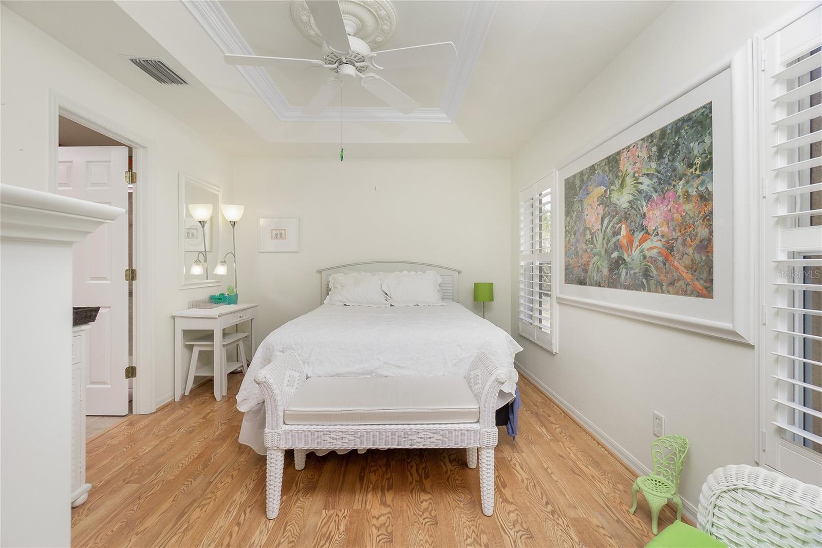 Image 30 of 45 For 13136 Pembroke Circle N