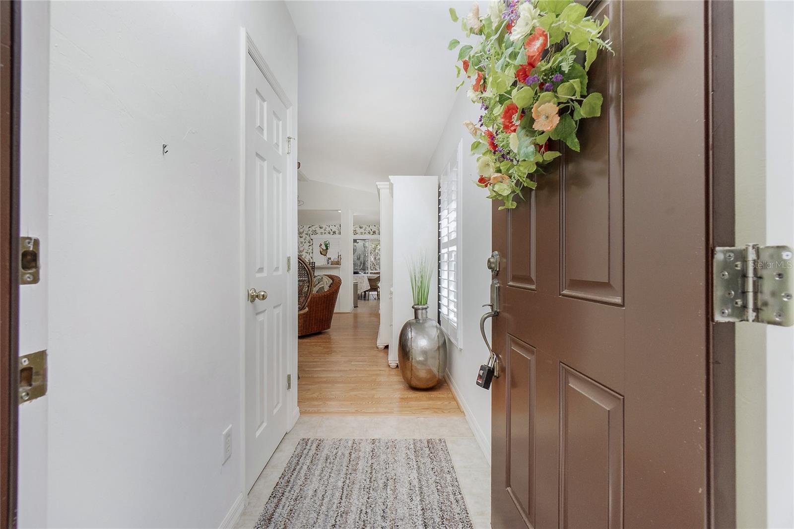 Image 4 of 45 For 13136 Pembroke Circle N