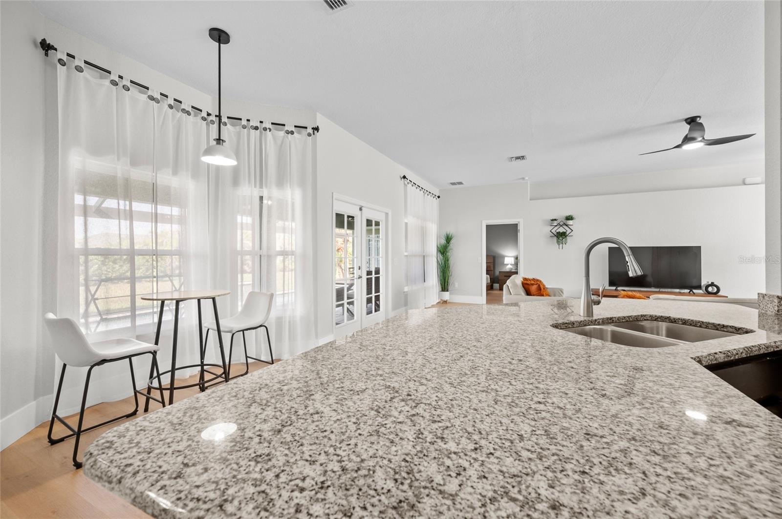 Image 20 of 72 For 17 White Marsh Lane