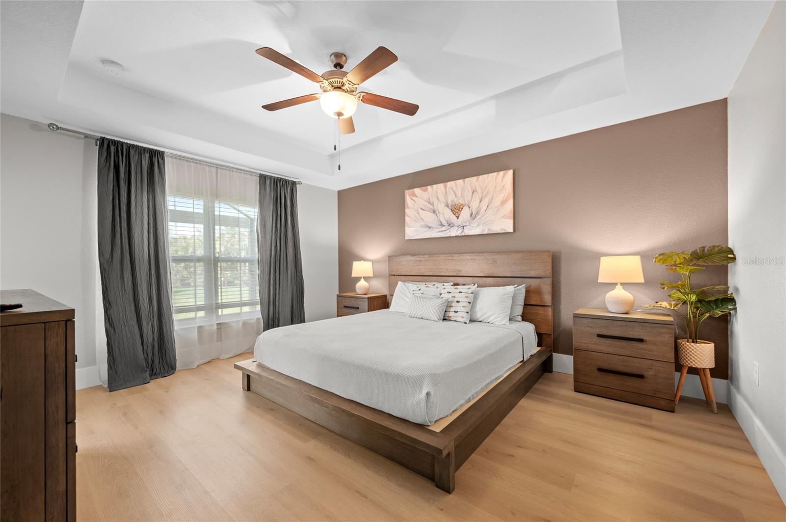 Image 23 of 72 For 17 White Marsh Lane