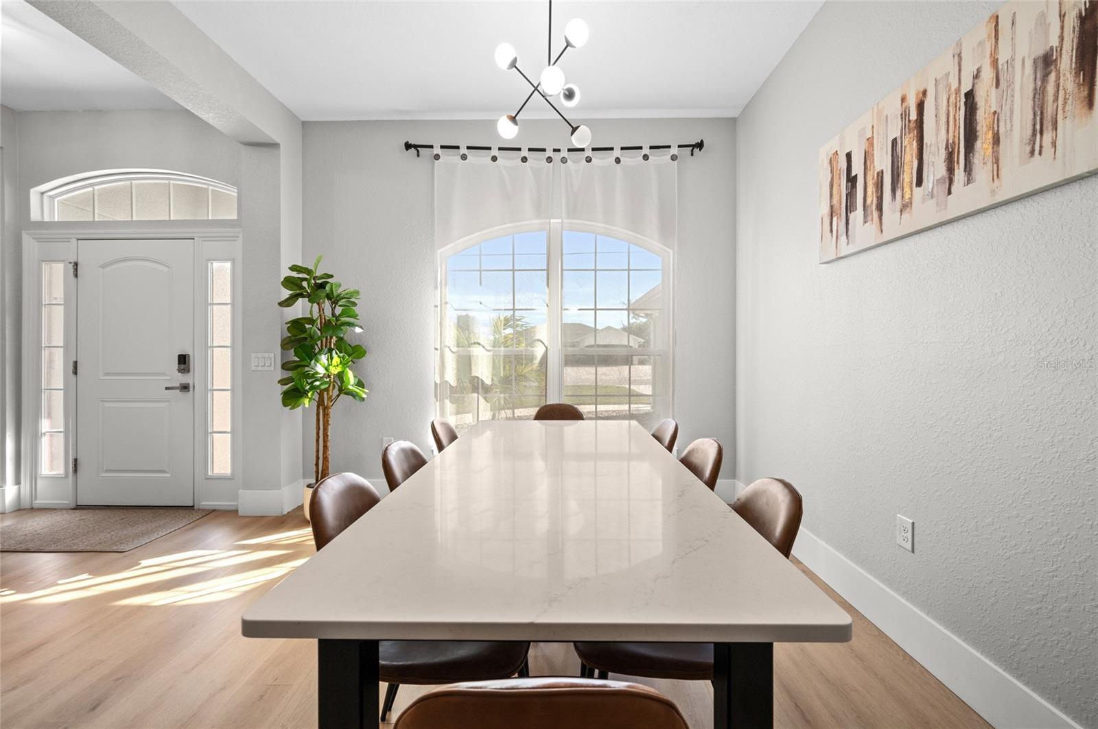 Image 8 of 72 For 17 White Marsh Lane