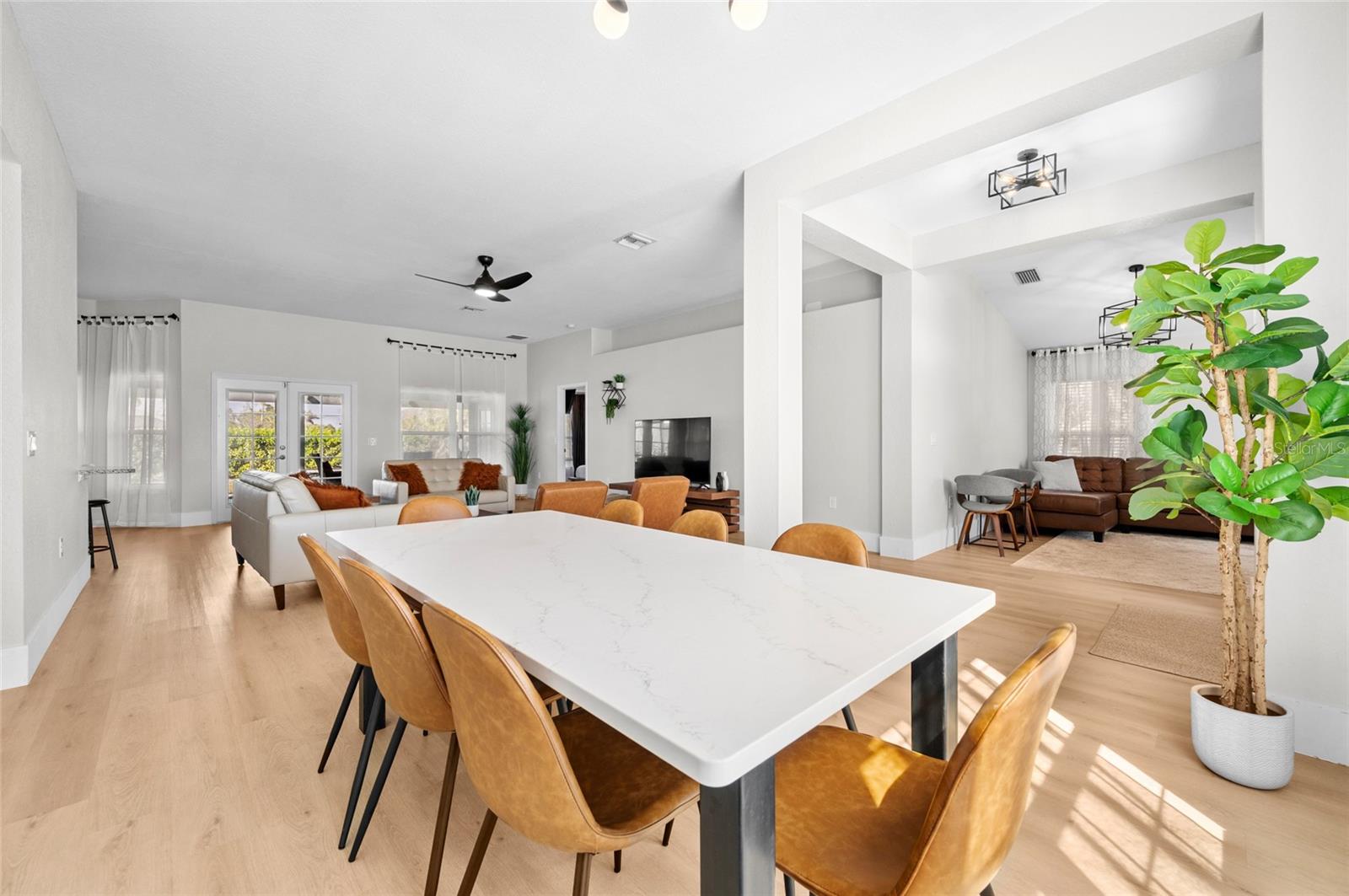 Image 9 of 72 For 17 White Marsh Lane