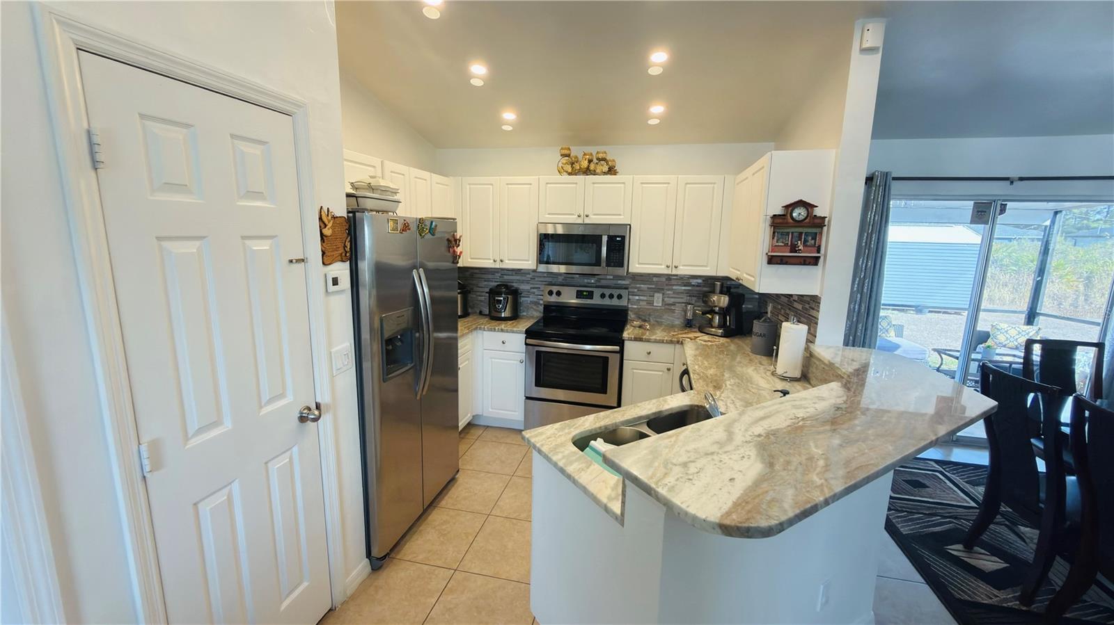 Image 12 of 49 For 2616 27th Street W