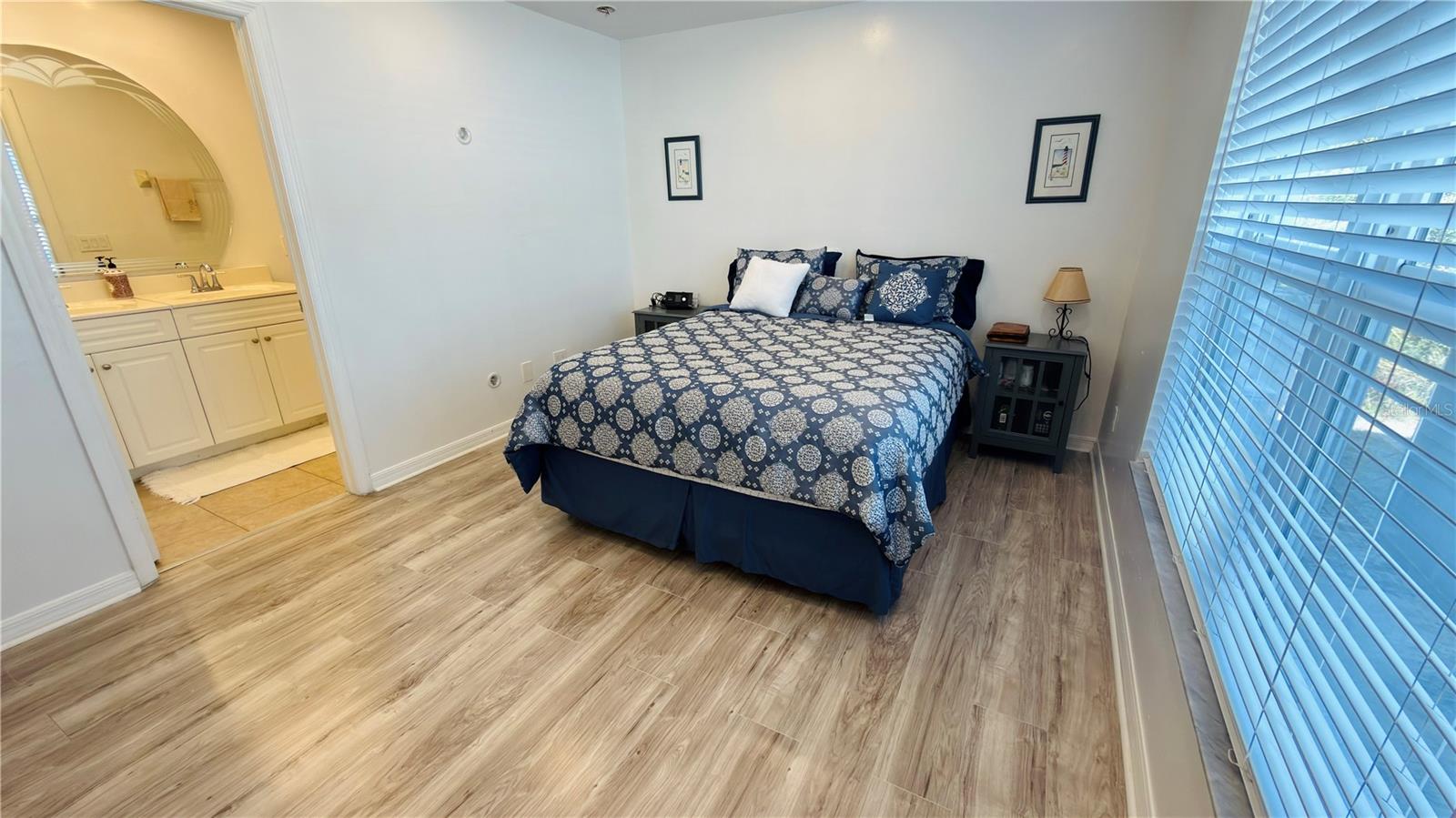 Image 16 of 49 For 2616 27th Street W