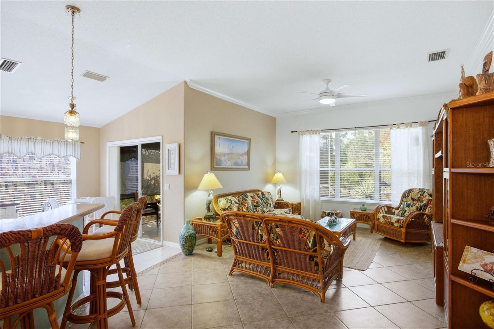 Image 12 of 69 For 1658 Scarlett Avenue